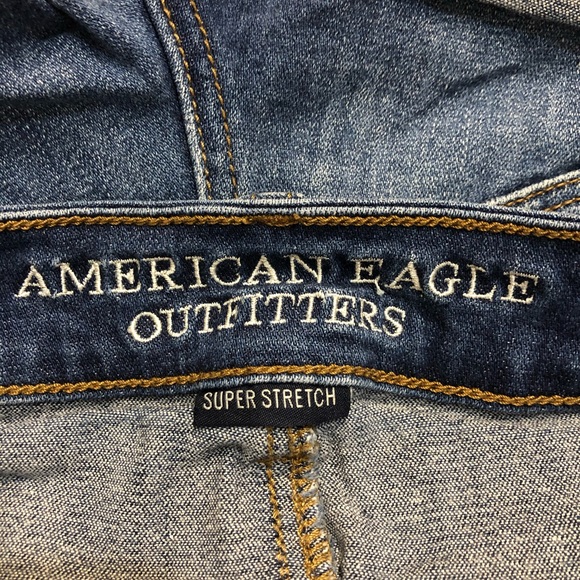 AMERICAN EAGLE OUTFITTERS Hi Rise Shortie Shorts - Picture 4 of 5